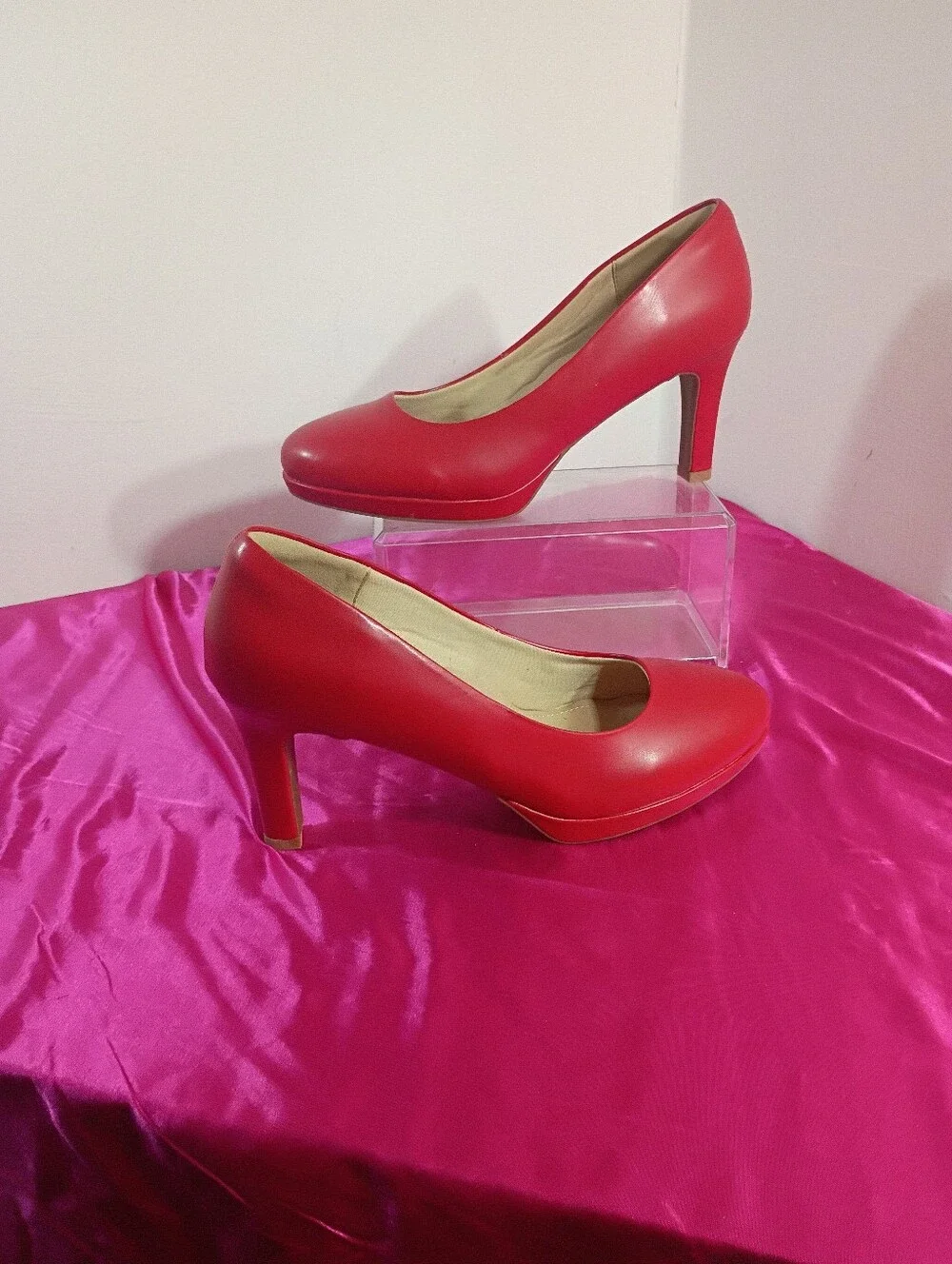 DREAM PAIRS Womens SZ 11 LowHeel Pump Shoes Round Toe Slip On Dress Shoes In Red